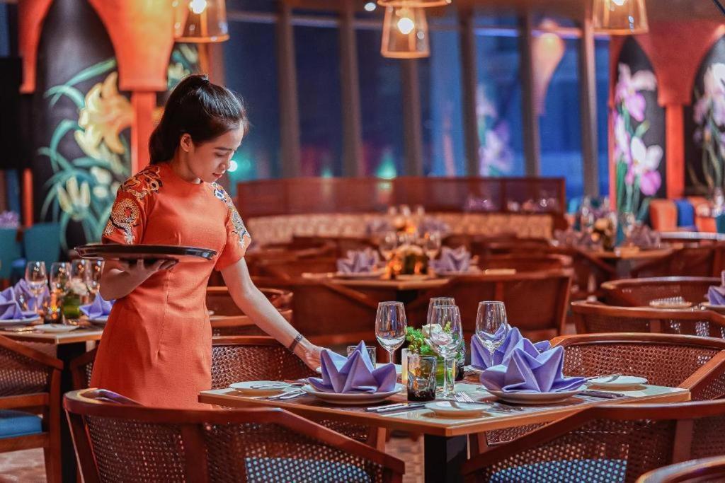 Oceandream Panorama Luxury Suites Нячанг Екстер'єр фото