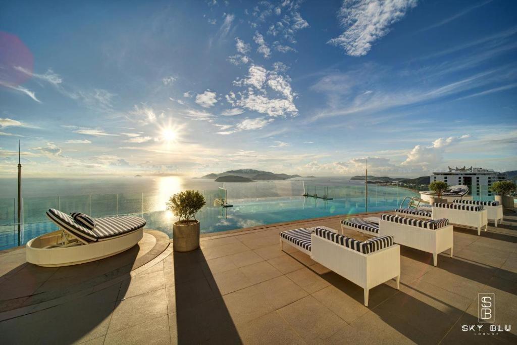 Oceandream Panorama Luxury Suites Нячанг Екстер'єр фото