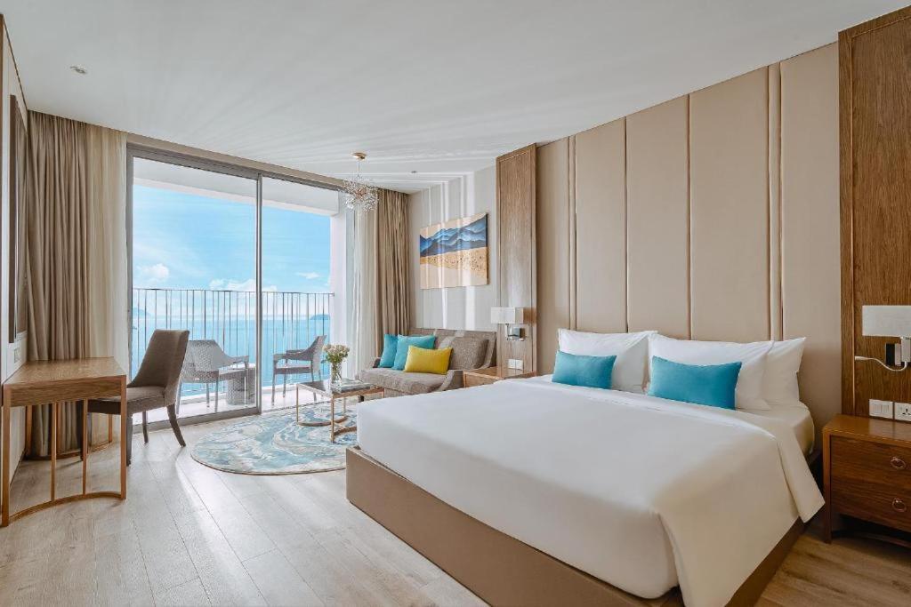 Oceandream Panorama Luxury Suites Нячанг Екстер'єр фото