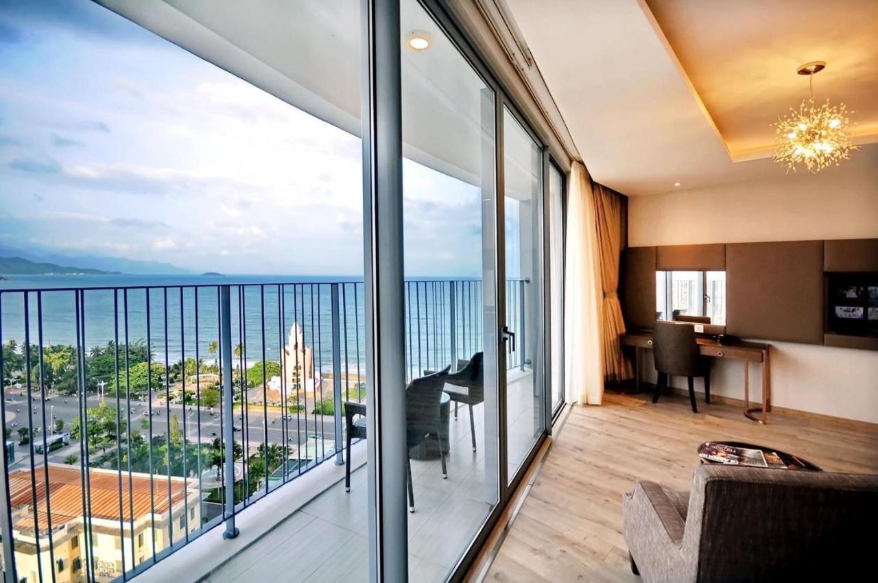 Oceandream Panorama Luxury Suites Нячанг Екстер'єр фото