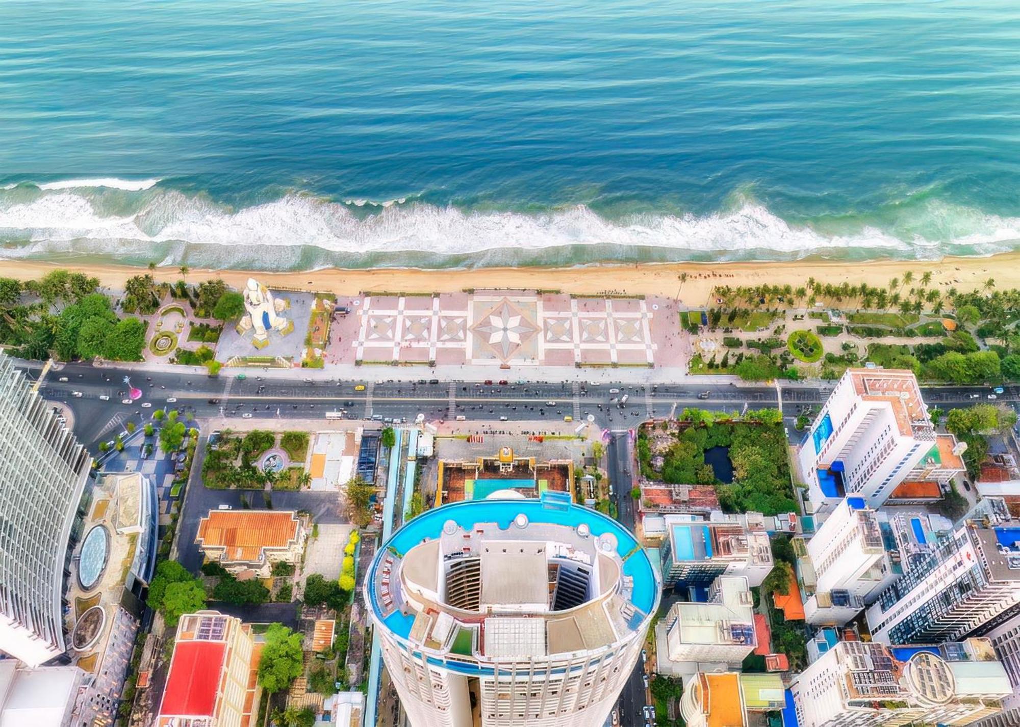 Oceandream Panorama Luxury Suites Нячанг Екстер'єр фото