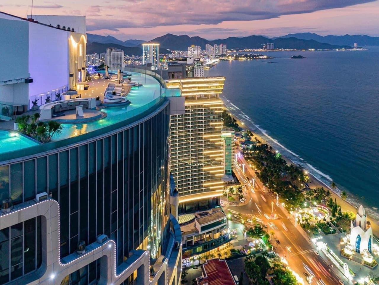 Oceandream Panorama Luxury Suites Нячанг Екстер'єр фото