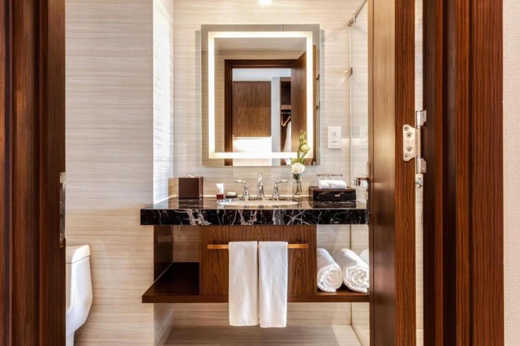 Oceandream Panorama Luxury Suites Нячанг Екстер'єр фото